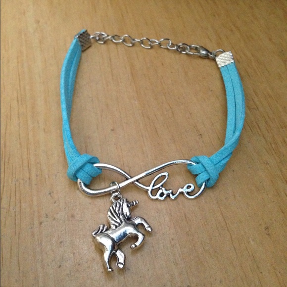 Unicorn Love  Bracelet - Picture 3 of 3